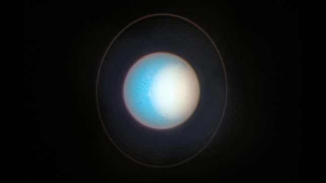 Image of Uranus taken with the Hubble Space Telescope on November 10, 2022